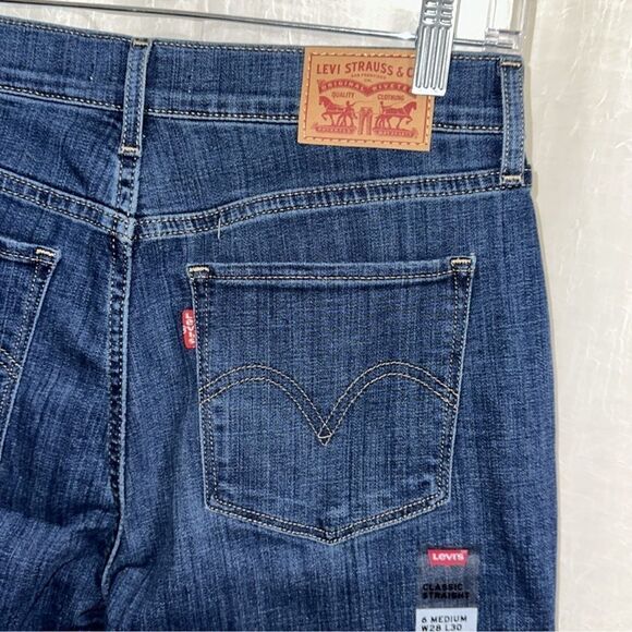 LEVI’S 6 Medium 28 x 30 Blue Wash Classic Straight Jeans - Picture 15 of 16